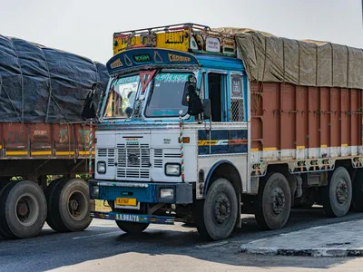 The Comprehensive Guide to Heavy Duty Trucks in India