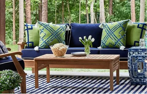 Cozy Cottage: Rustic Outdoor Seating Cushion Covers
